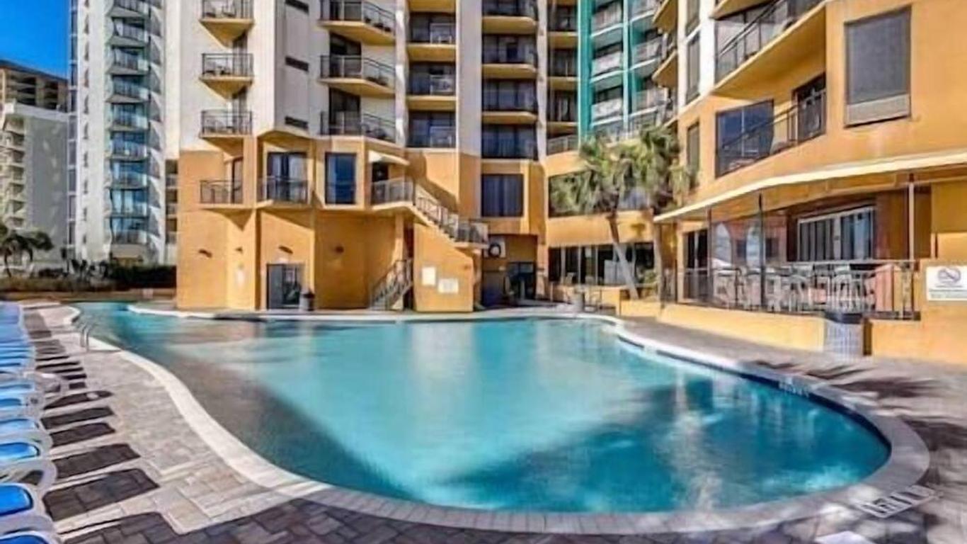 426 Belle Vue Magnificent Oceanfront studio with two balconies