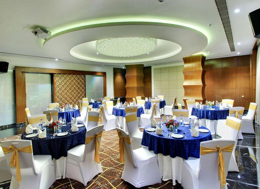 Banquet hall Photo