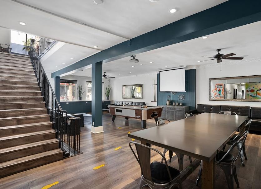 Dining room Photo