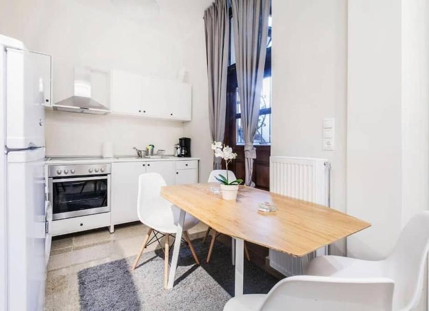 Kitchen Photo