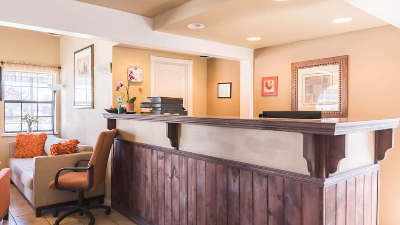 1st Interstate Inn Montrose