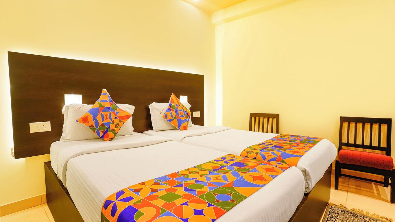 Fabhotel Manoshanti - Nr Big Daddy Casino