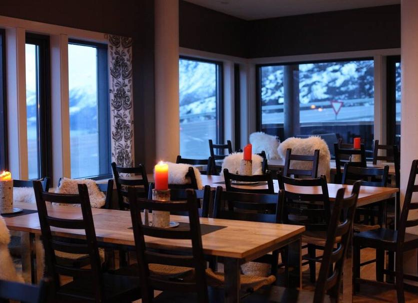 Dining room Photo