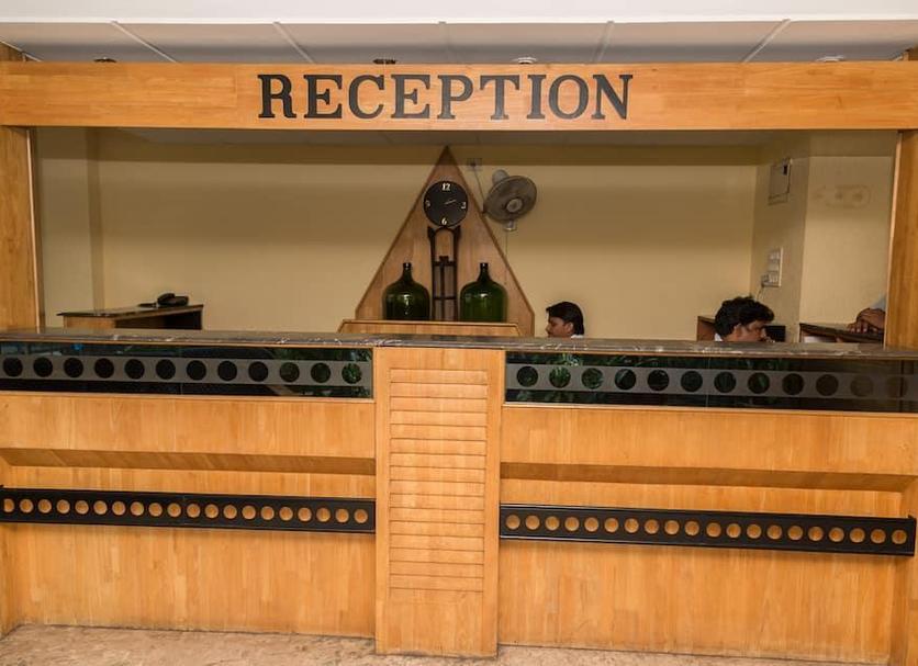 Front desk Photo