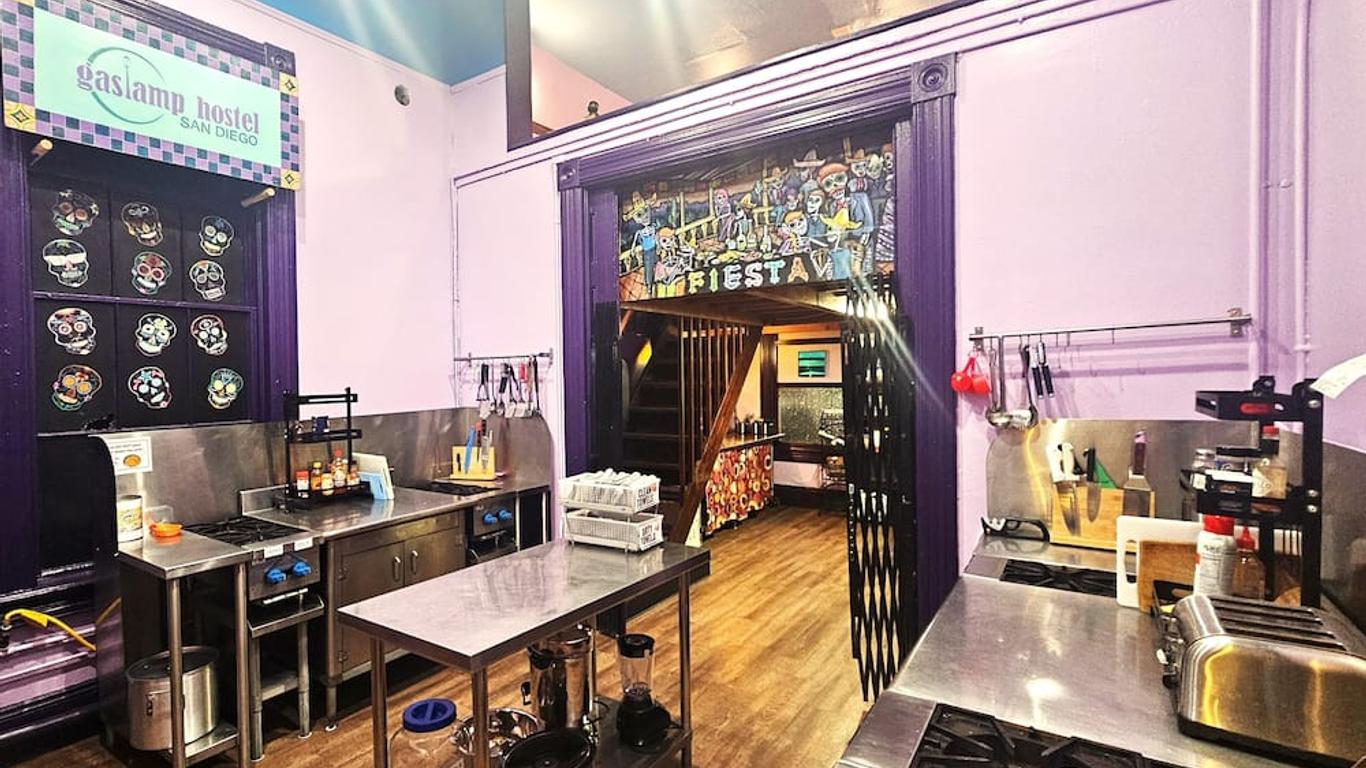Gaslamp Hostel