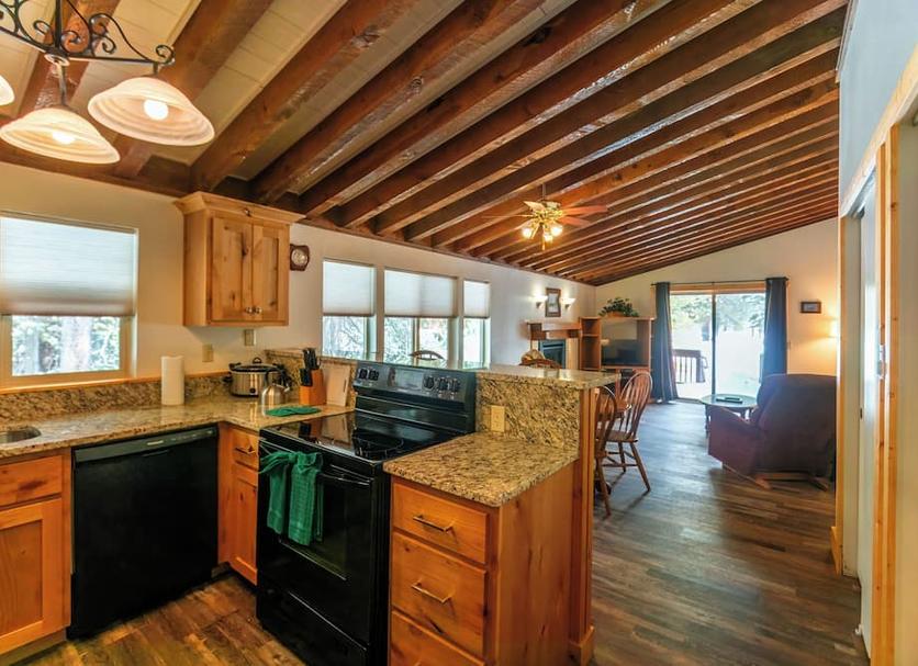 Kitchen Photo
