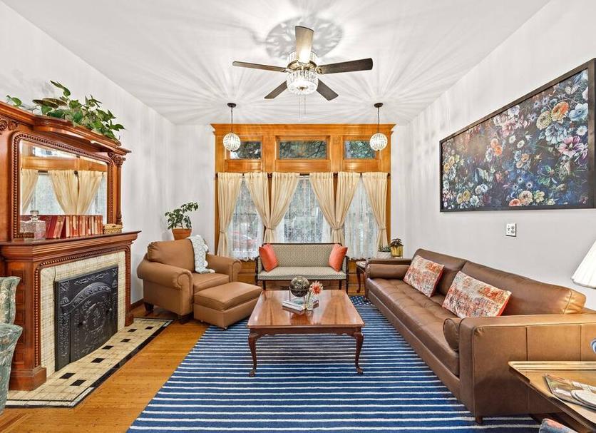 Living room Photo