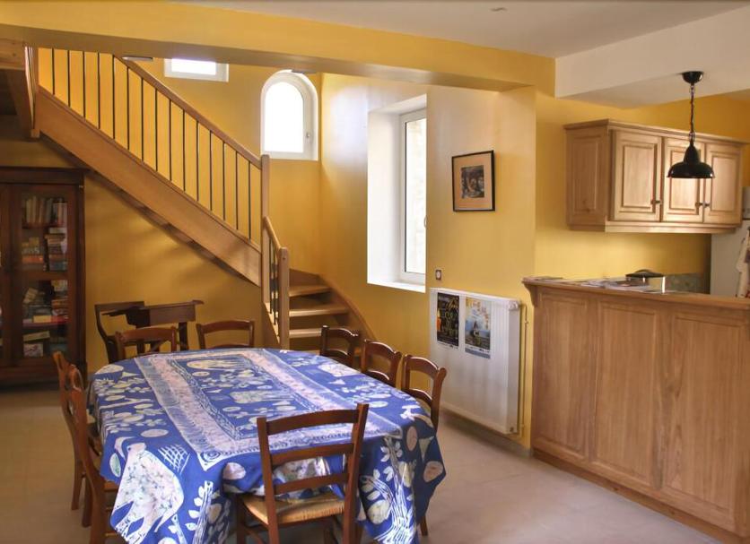 Dining room Photo