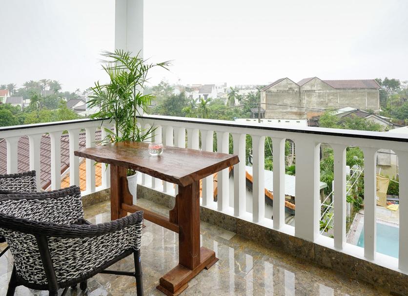 Balcony Photo