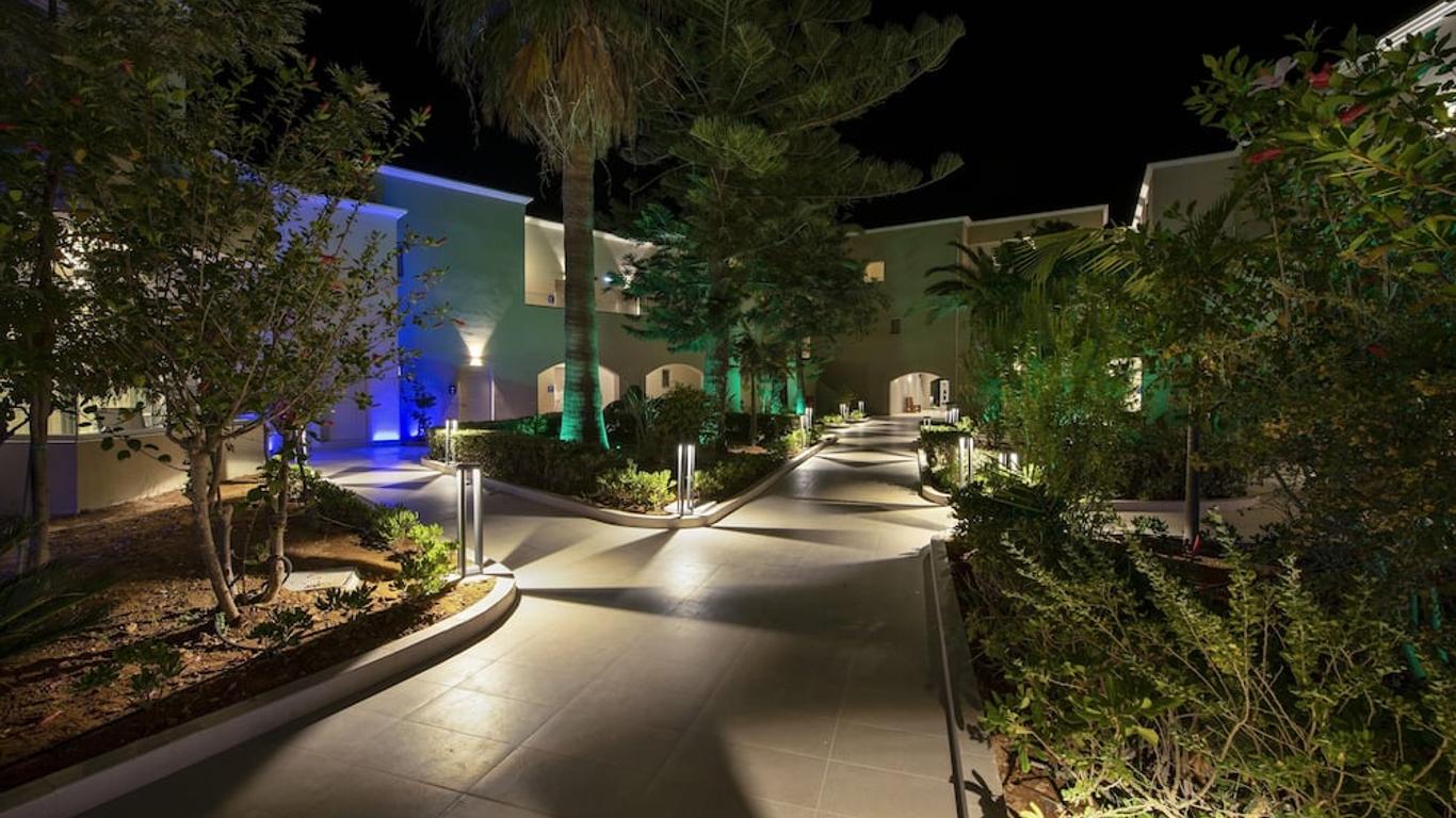 Vantaris Luxury Beach Resort