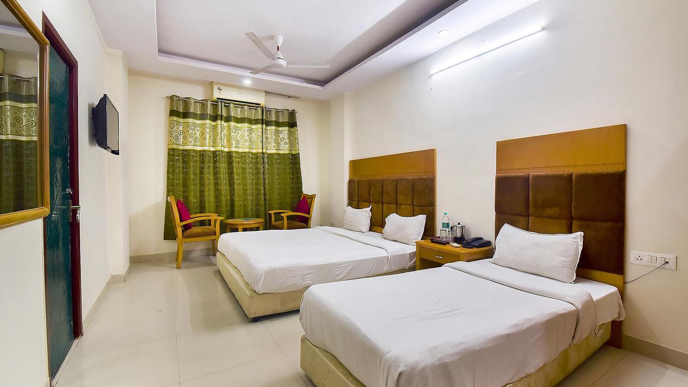 Fabhotel Kirti Heritage