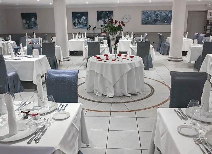 Banquet hall Photo