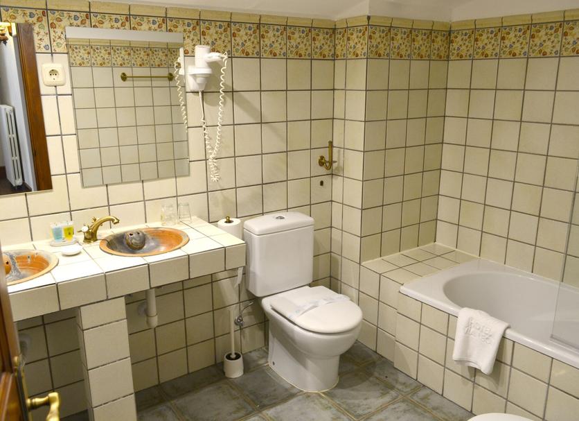 Bathroom Photo