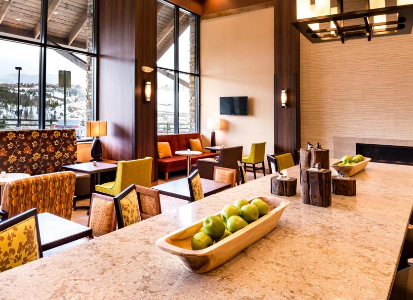 Restaurant Photo