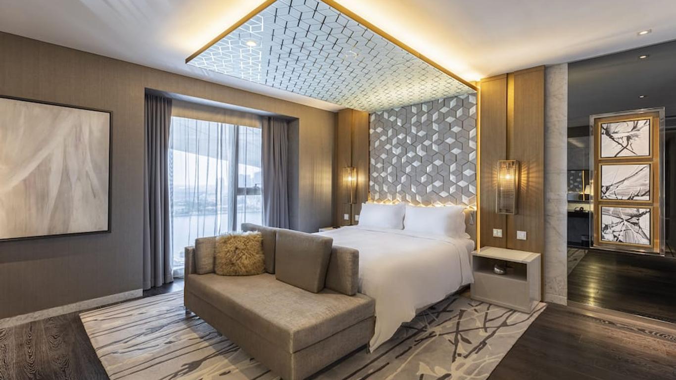 Al Bandar Rotana - Creek