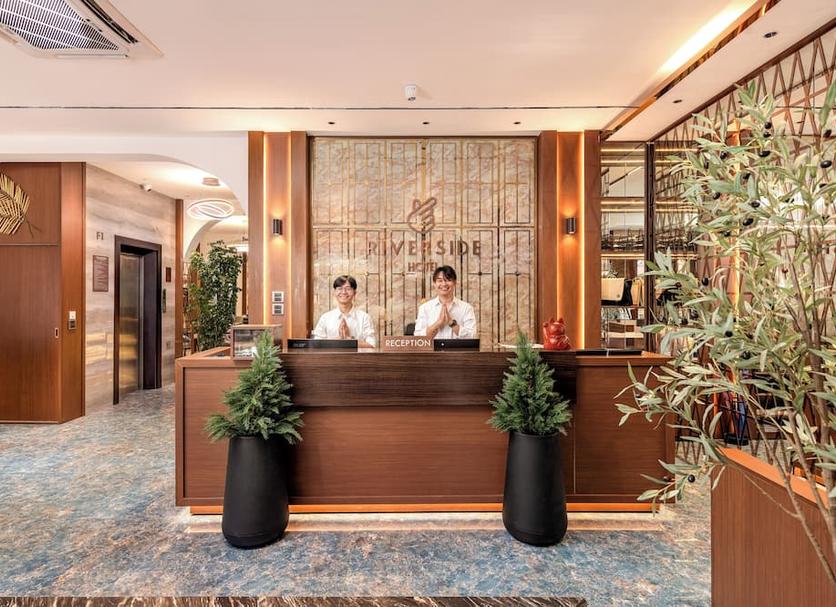 Front desk Photo
