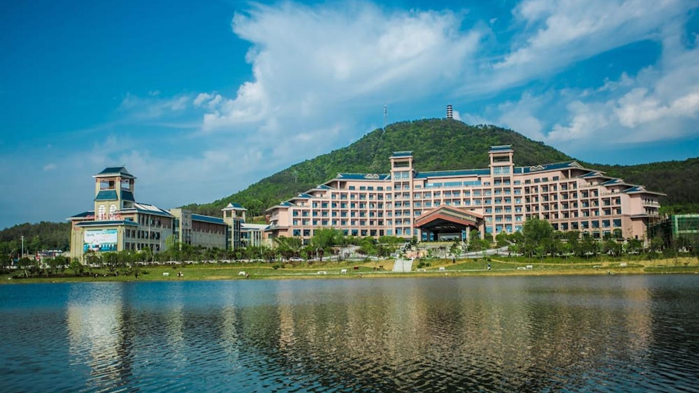 Yifang Shanshui Gtel Luotian-Hubei