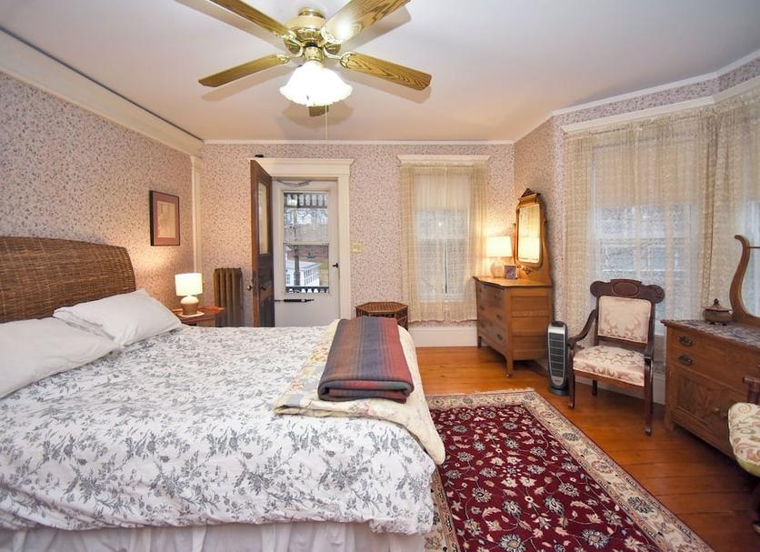 Bedroom Photo