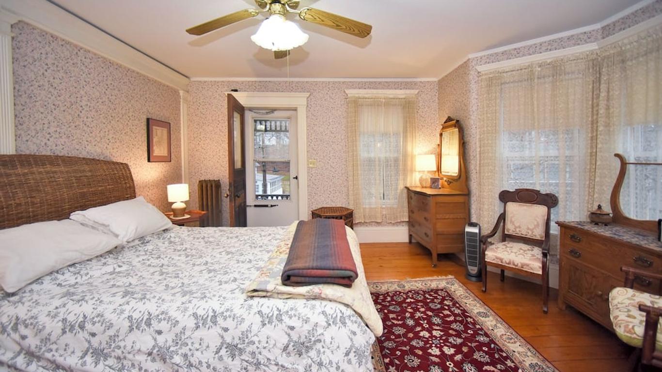 Blooming Inn Shelburne Falls