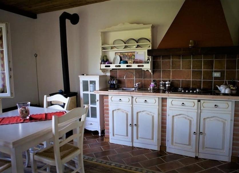 Kitchen Photo