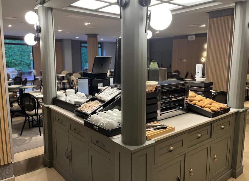 Buffet Photo