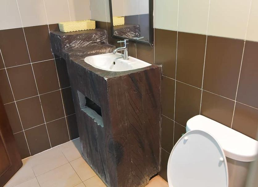Bathroom Photo