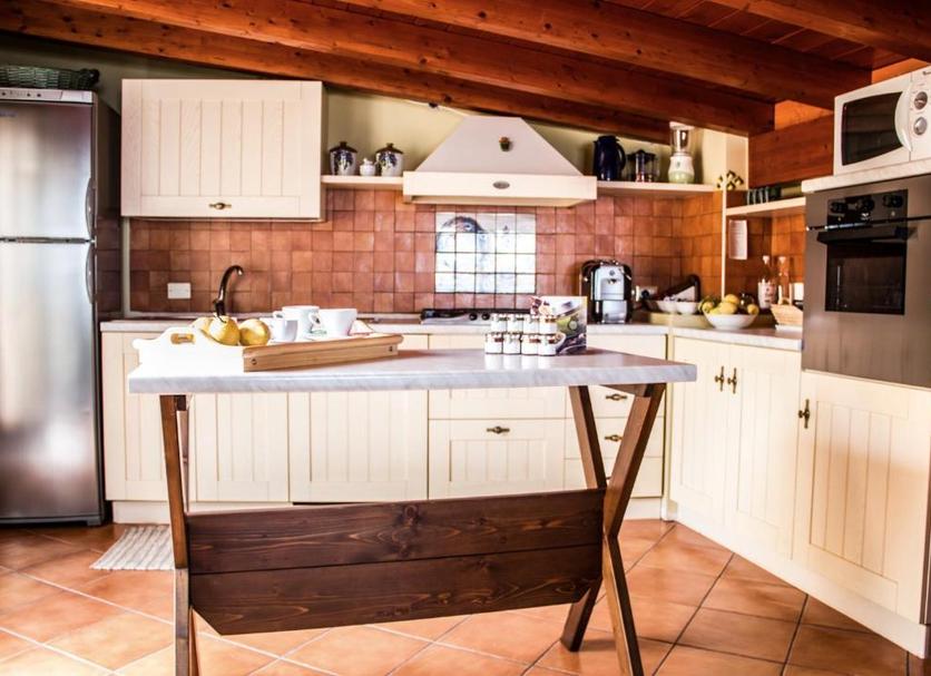 Kitchen Photo