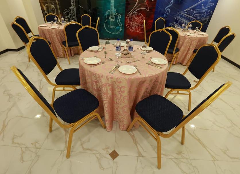 Banquet hall Photo