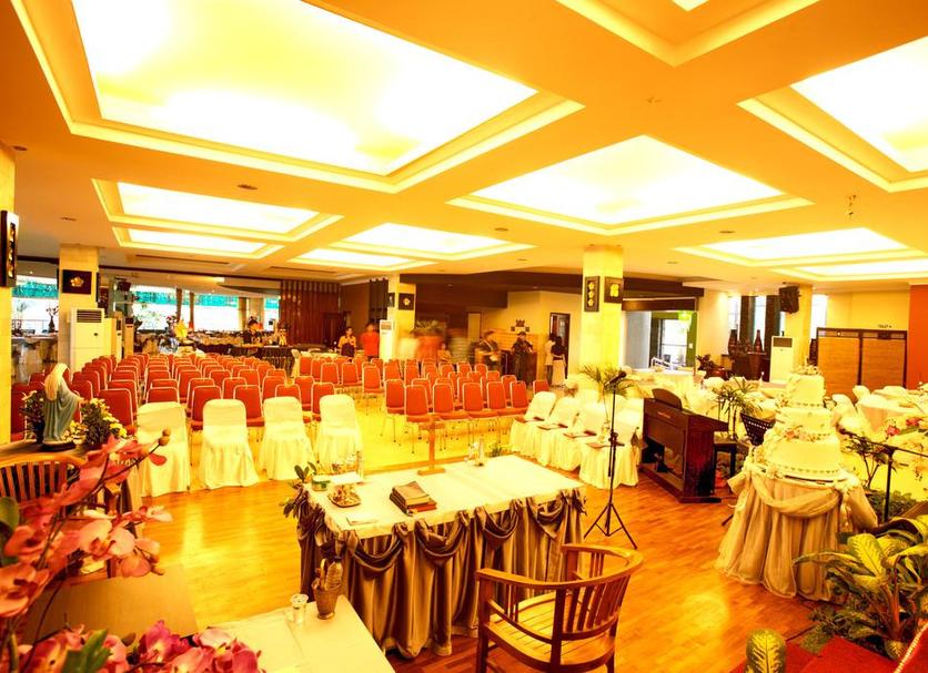 Banquet hall Photo