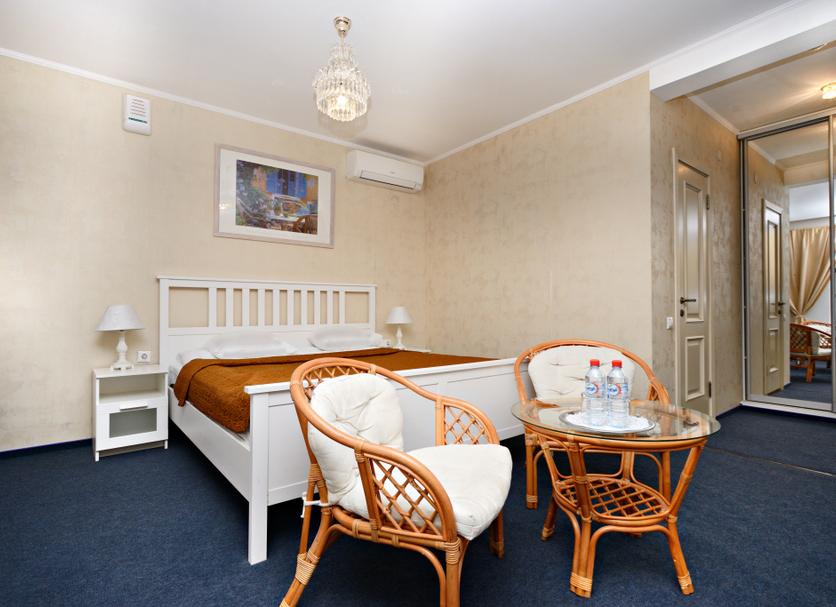 Bedroom Photo