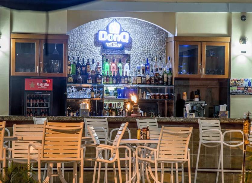 Bar Photo