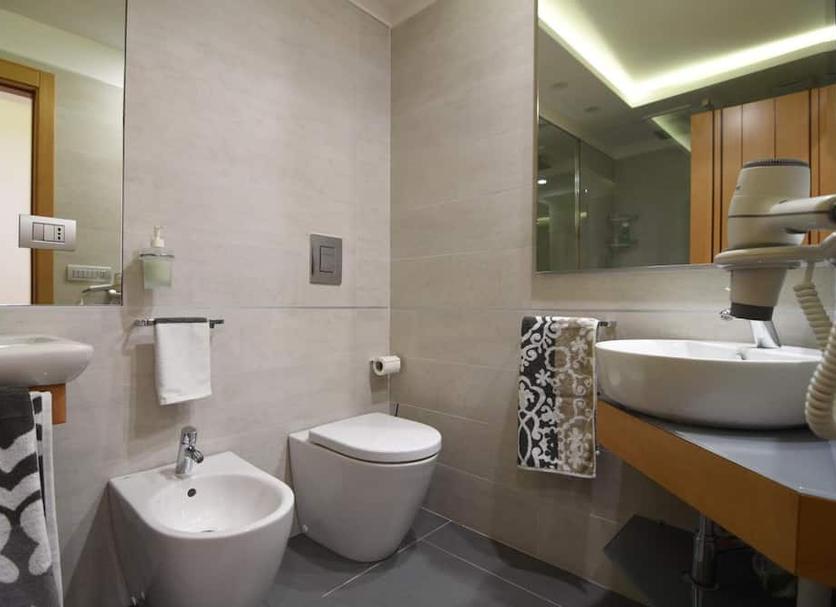 Bathroom Photo