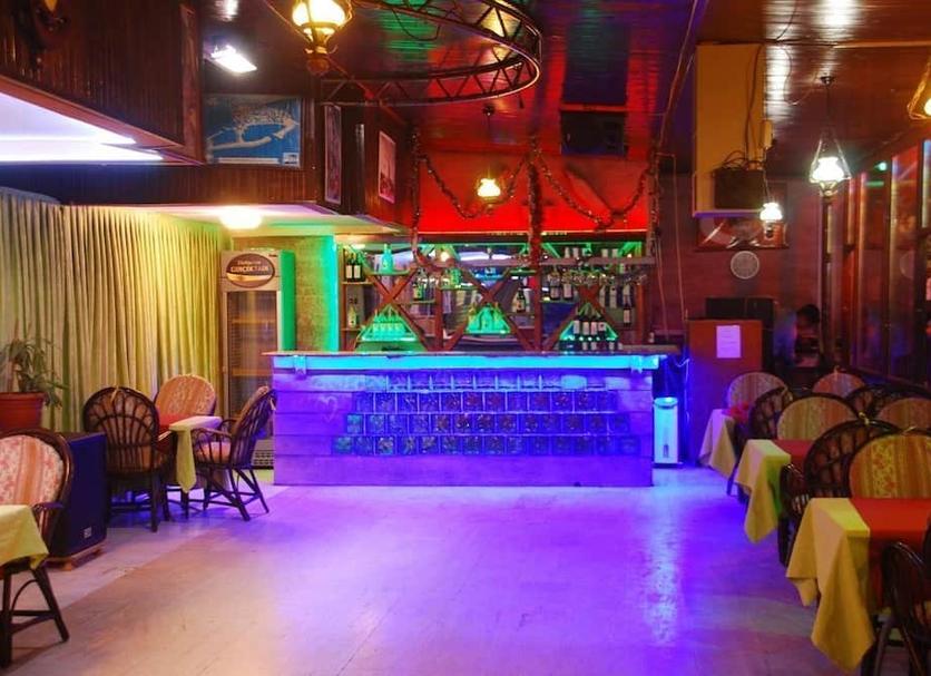 Bar Photo