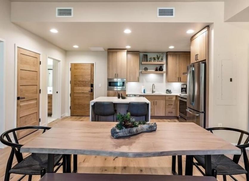 Kitchen Photo