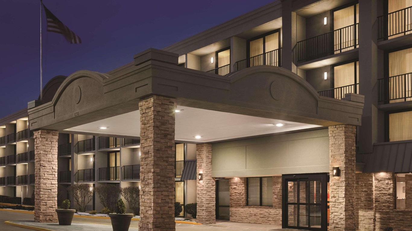 Country Inn & Suites by Radisson Erlanger, KY