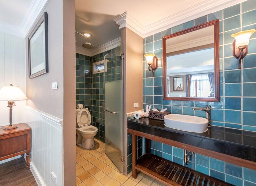 Bathroom Photo