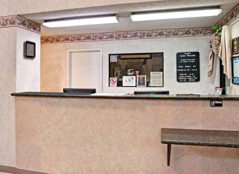 Front desk Photo