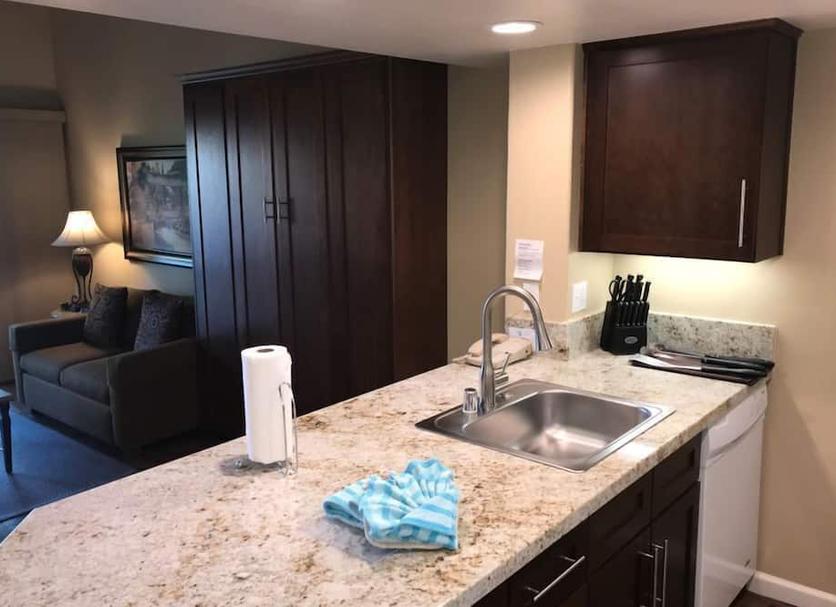 Kitchen Photo