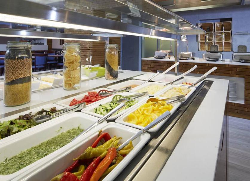 Buffet Photo