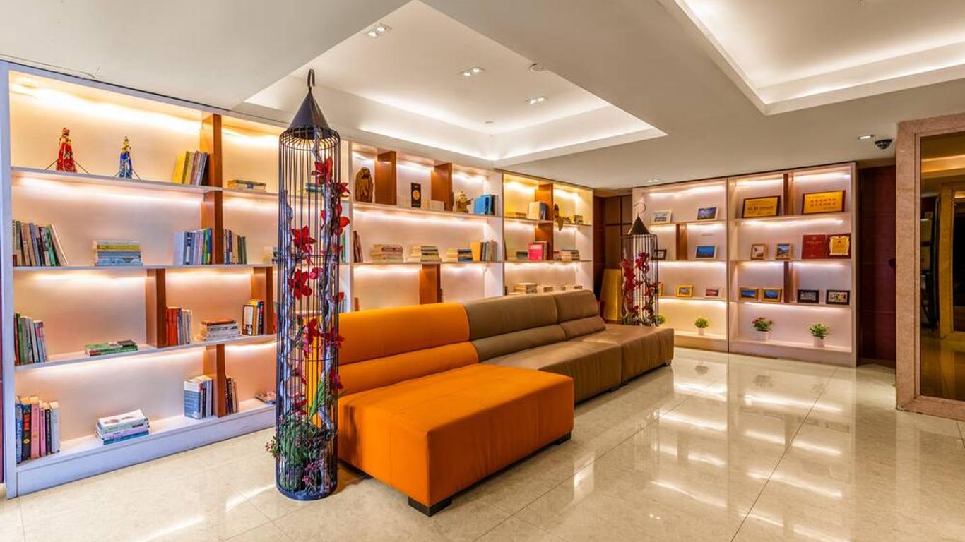 Poltton International Apartment (Foshan Zumiao Lingnan Tiandi Branch)