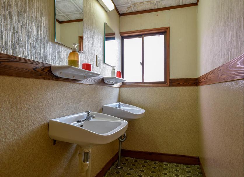 Bathroom Photo