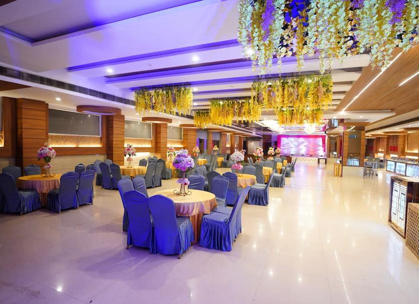 Banquet hall Photo