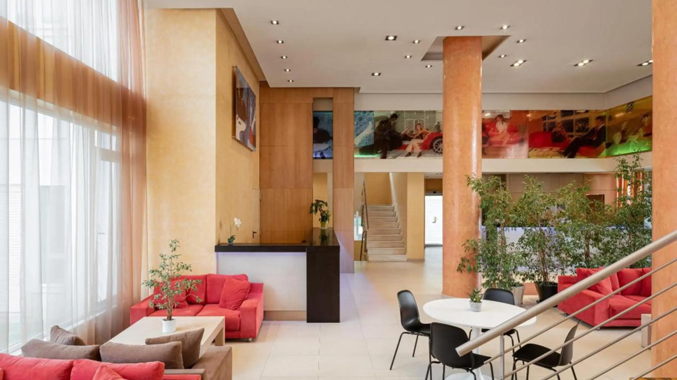 Lacoba Hotel