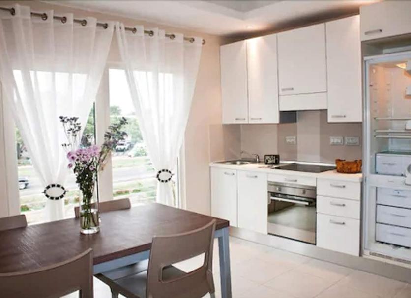 Kitchen Photo