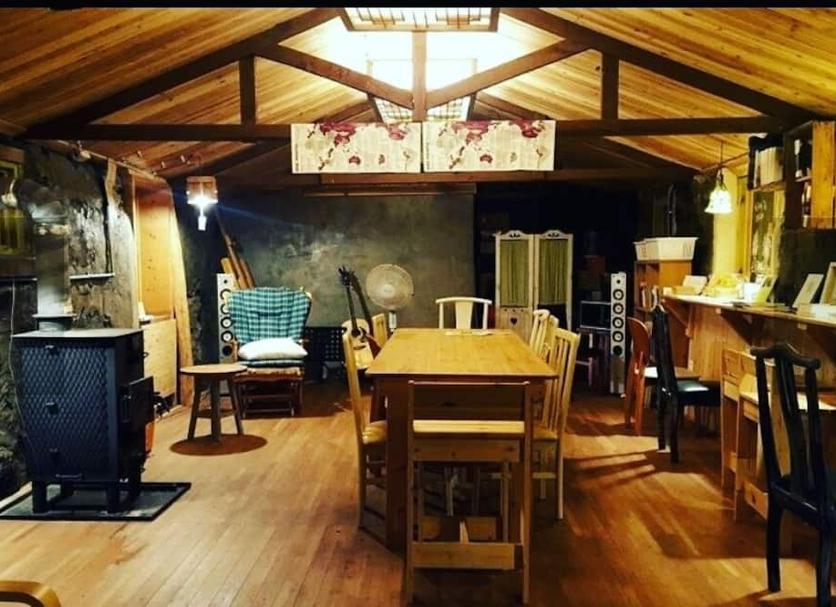 Dining room Photo