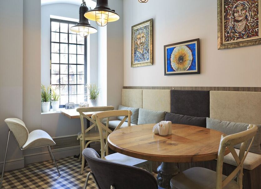 Dining room Photo