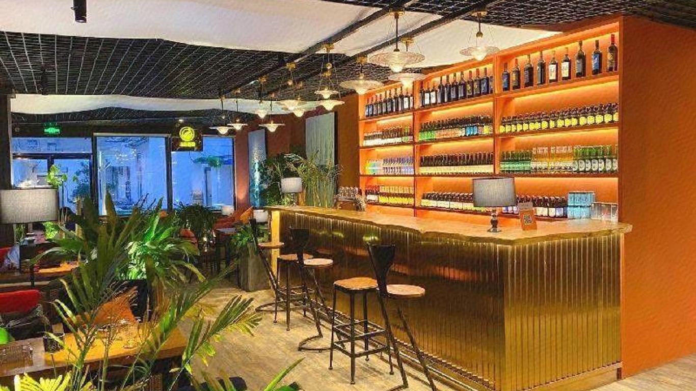 Lantian Garden Hostel