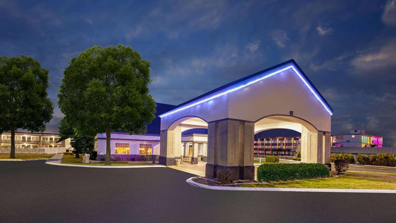 Days Inn by Wyndham Austintown