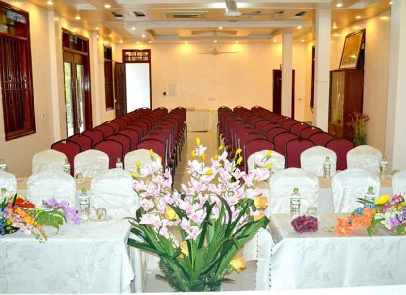 Banquet hall Photo