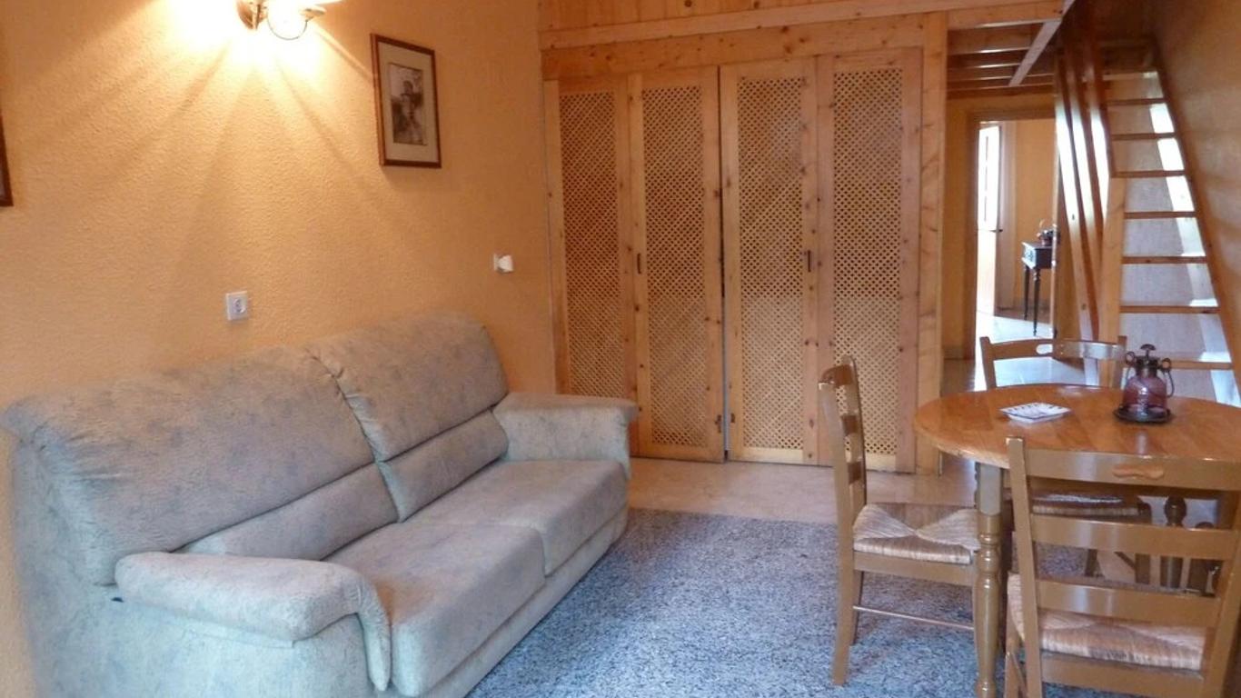 Apartamentos Camping La Barguilla